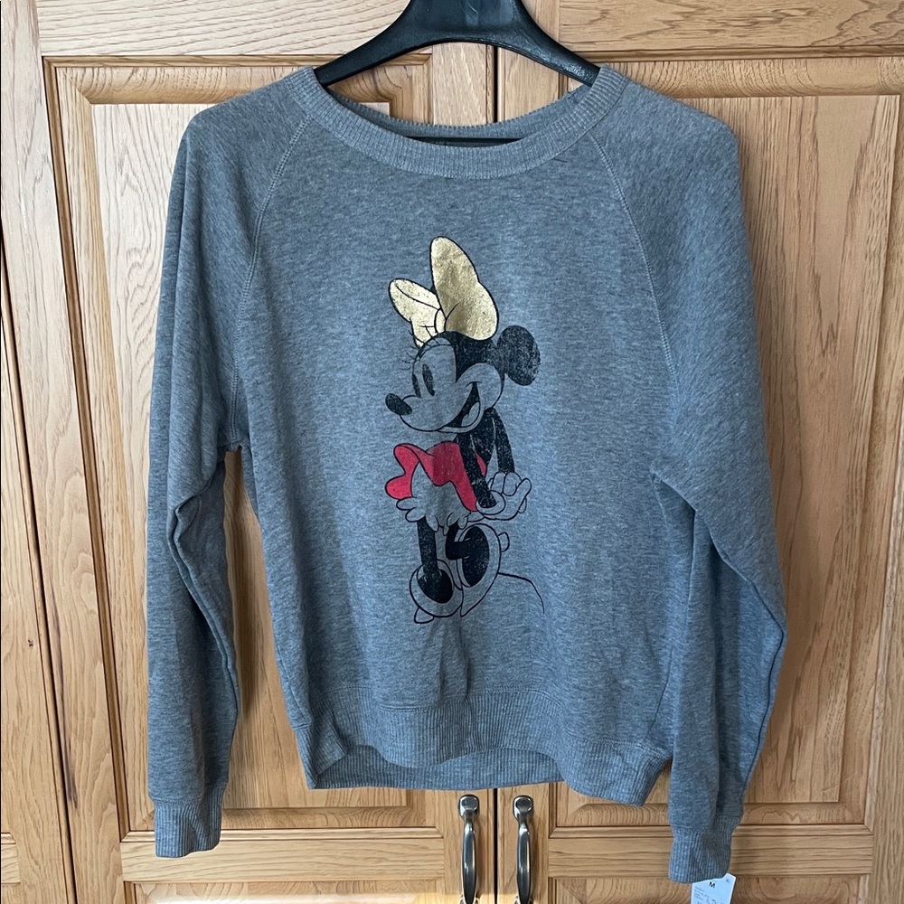 NWT Minnie Mouse Crewneck Sweatshirt size medium